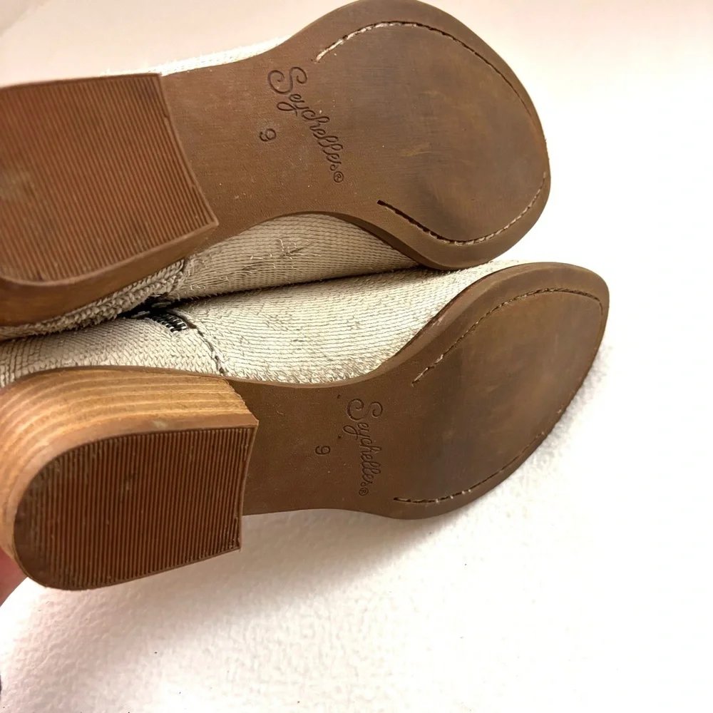 Seychelles Cream Towel‎ Leather SuedeTexture Almond Toe Zip Ankle Booties (9)